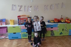 21.-Motylki