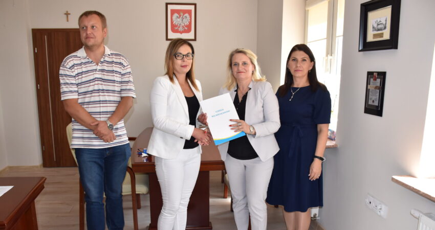 Umowa na budowę wodociągu podpisana
