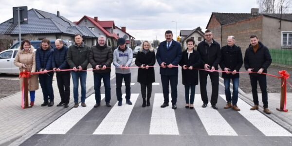 ,,Budowa ulic Bolesława Chrobrego i Stanisława Poniatowskiego” w ramach przebudowy istniejącej drogi wewnętrznej