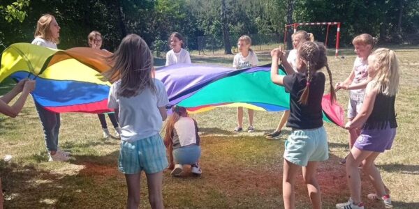 Dzień Dziecka na sportowo w Szkole Podstawowej im. św. Jana Pawła II w Natalii